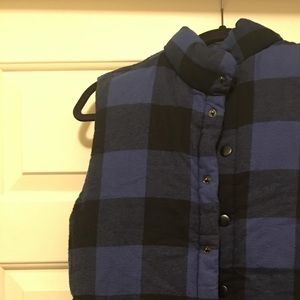 Lumberjack wool boys vest. Black & blue check.